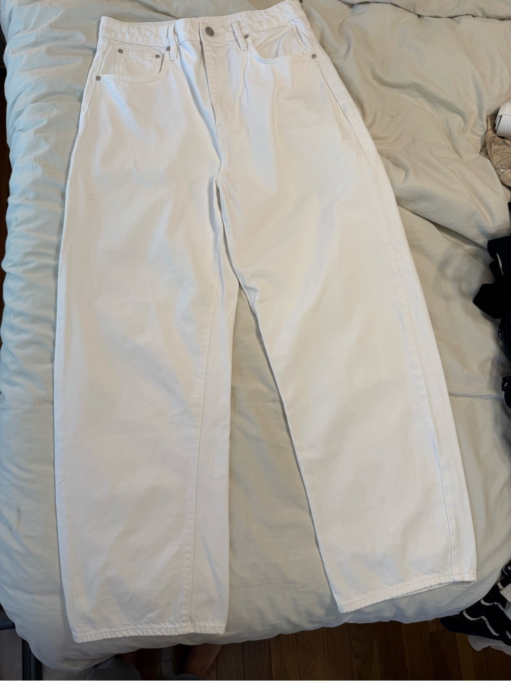 FRAME Barrel jeans, white, size 31